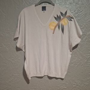 Aaeda Women's Elegant Cream V-Neck Blouse with Leaf Design Size XL